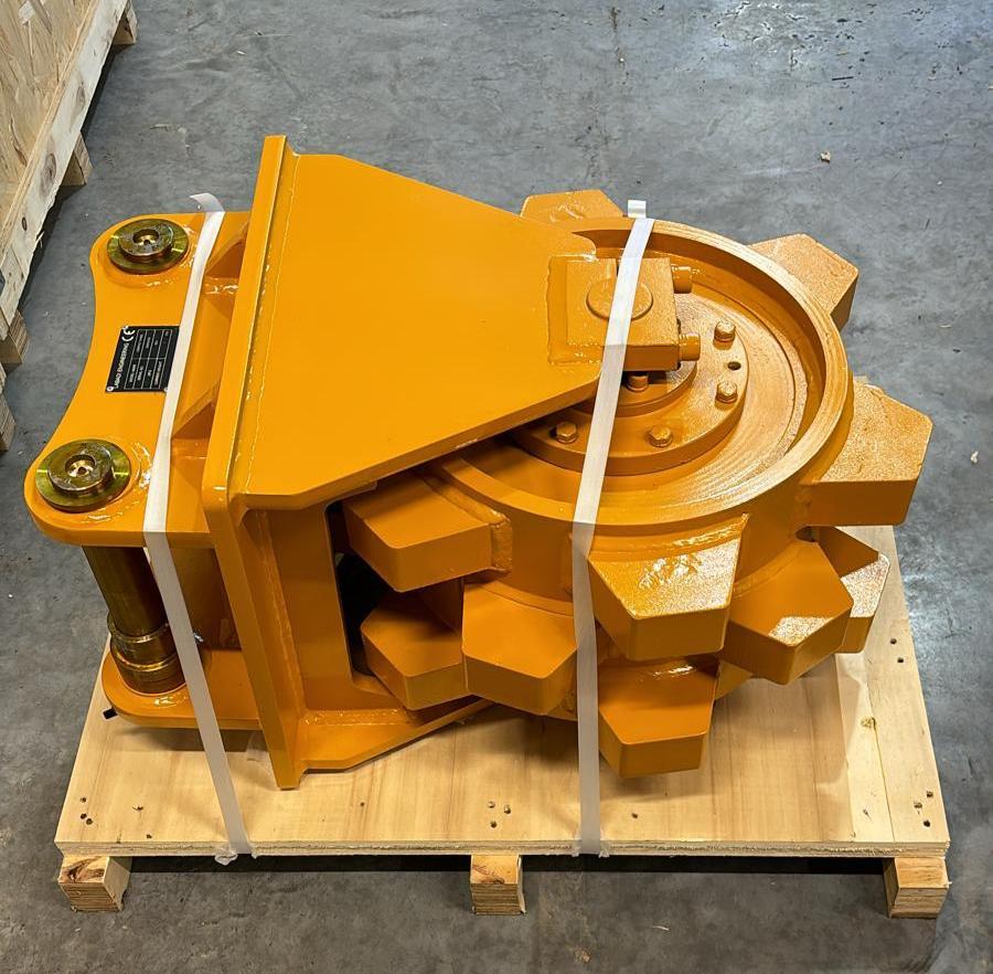 LABADI 7ton Compaction Wheel Rental