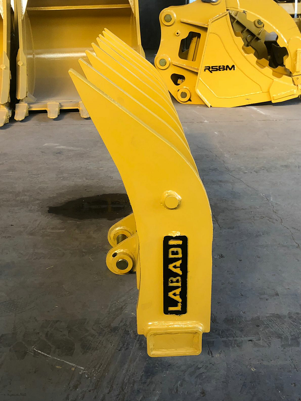 Labadi 5 Tonne Excavator Stick Rake